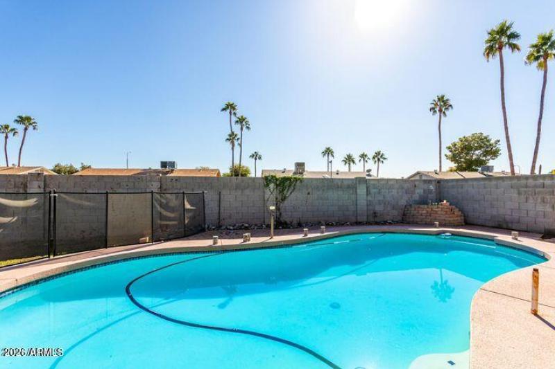 pool
