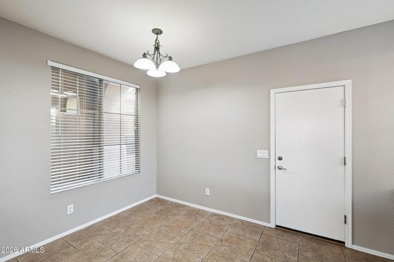 14-web-or-mls-15454-w-statler-cir