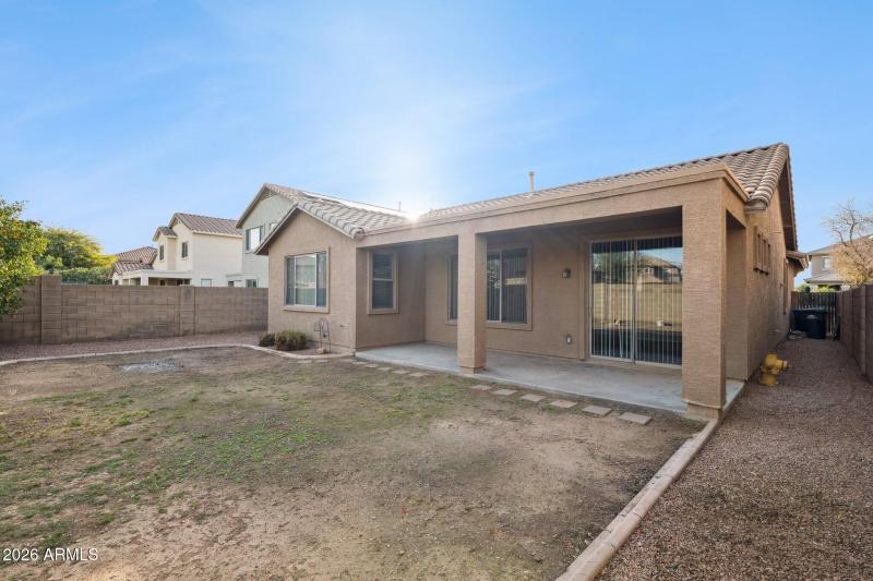 31-web-or-mls-15454-w-statler-cir