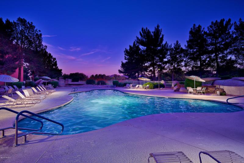 EVENING AT THE GOLF COURSE POOL