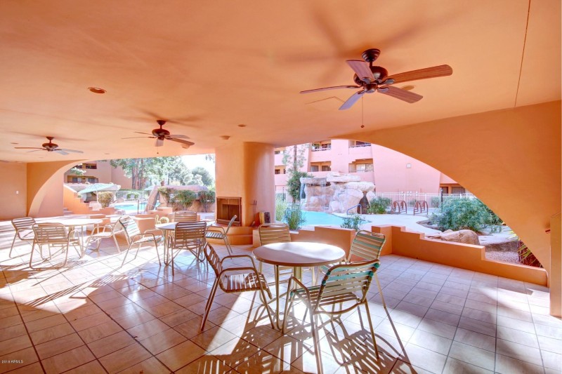 CLUBHOUSE PATIO