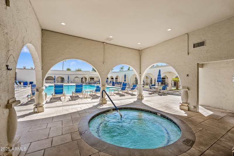 19-Scottsdale Shadows-ocupix-COMM