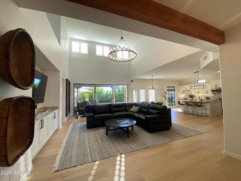 Living from front entrance