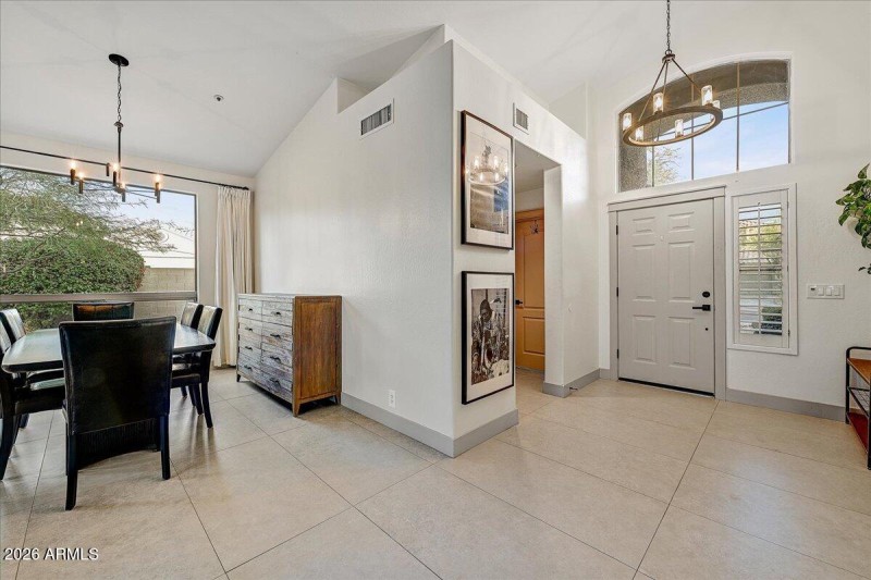 Dining & Foyer