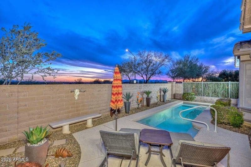 Backyard-Pool