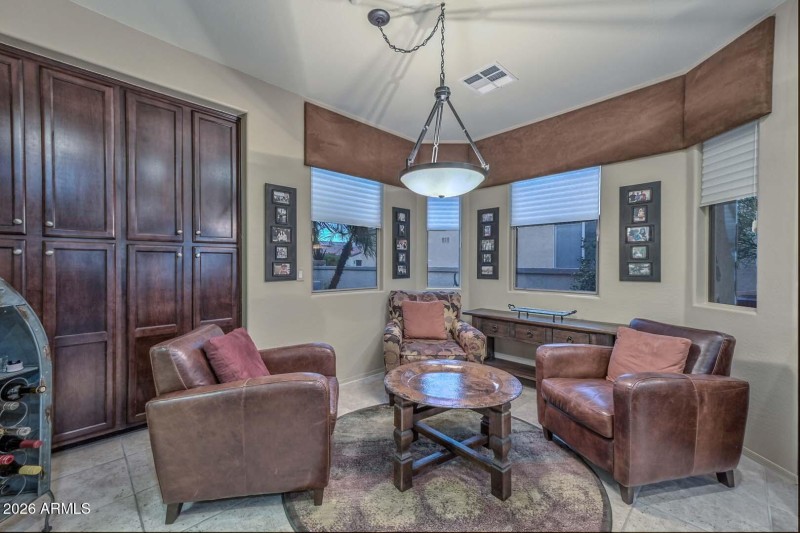 Breakfast Room
