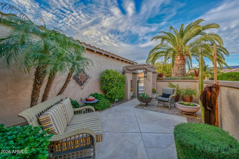 Courtyard3