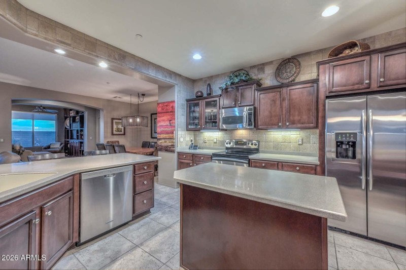 Kitchen-Island