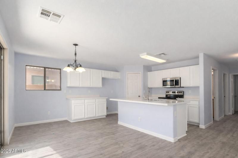 7971EAF0-F7F7-4A58-828F-868487C873E4