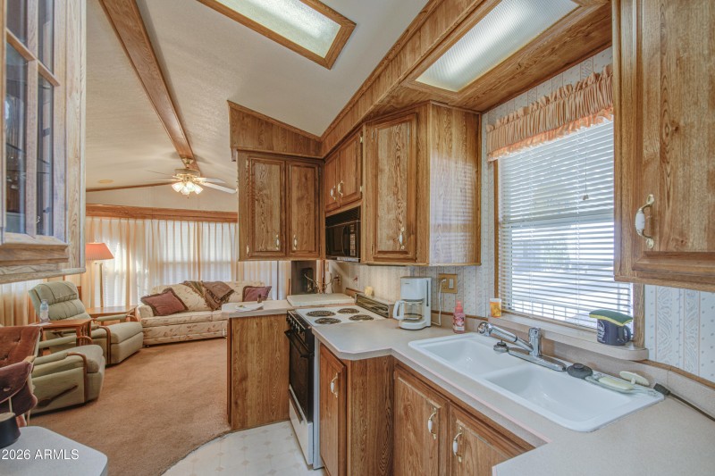 Kitchen 3