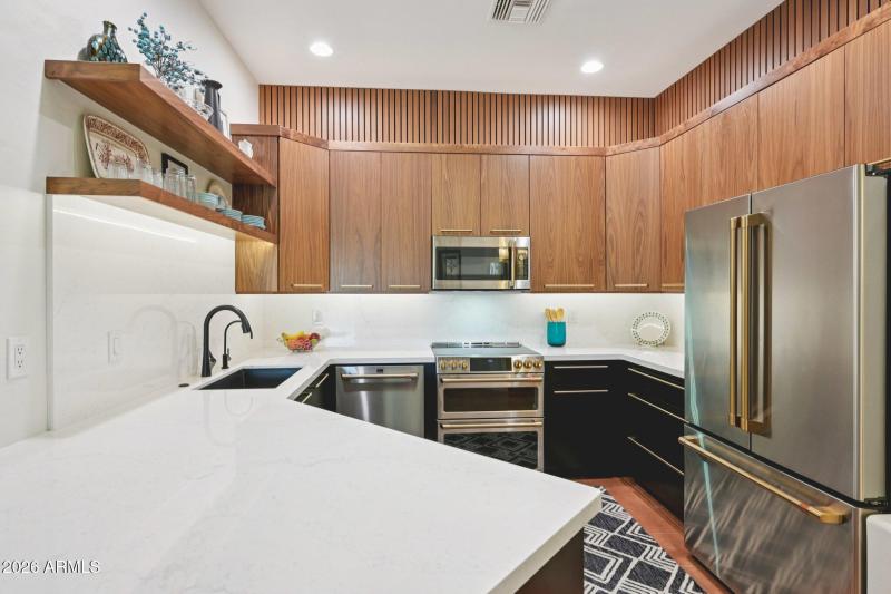 18-web-or-mls-N northstar Dr-S2701-018