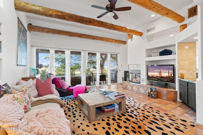Great Room~