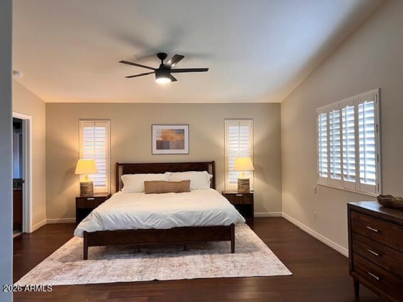 Master Bedroom5