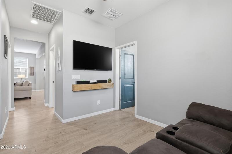 Flex Room