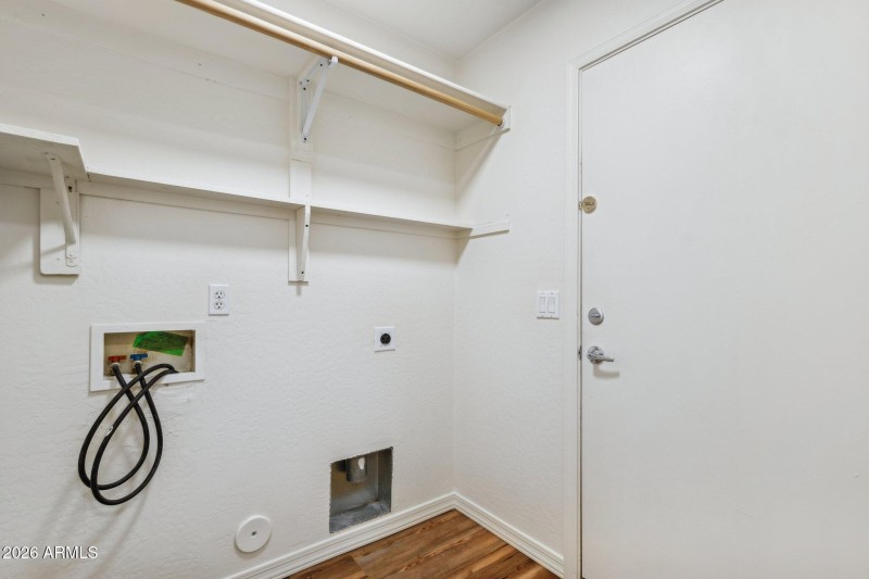 22-web-or-mls-4034-e-chambers-st