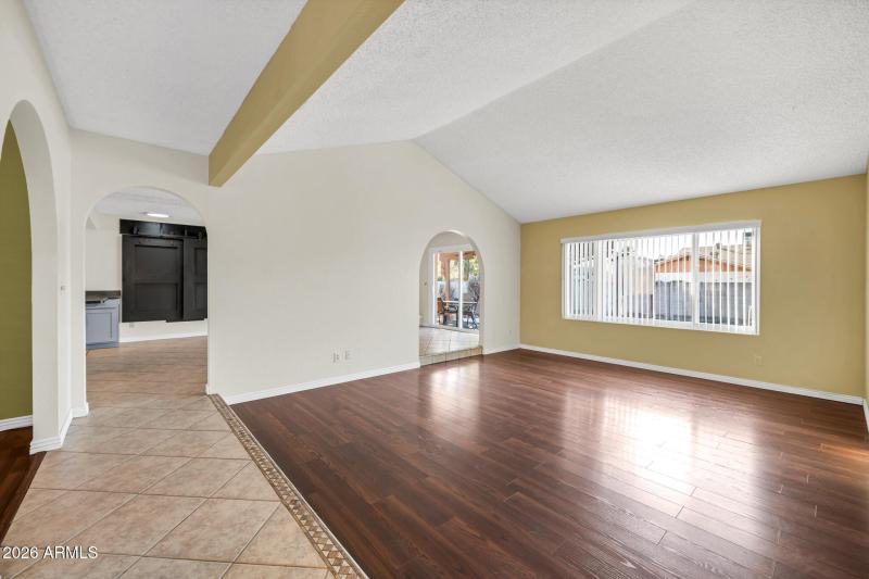 3033 W Kathleen Rd-9_(2048)