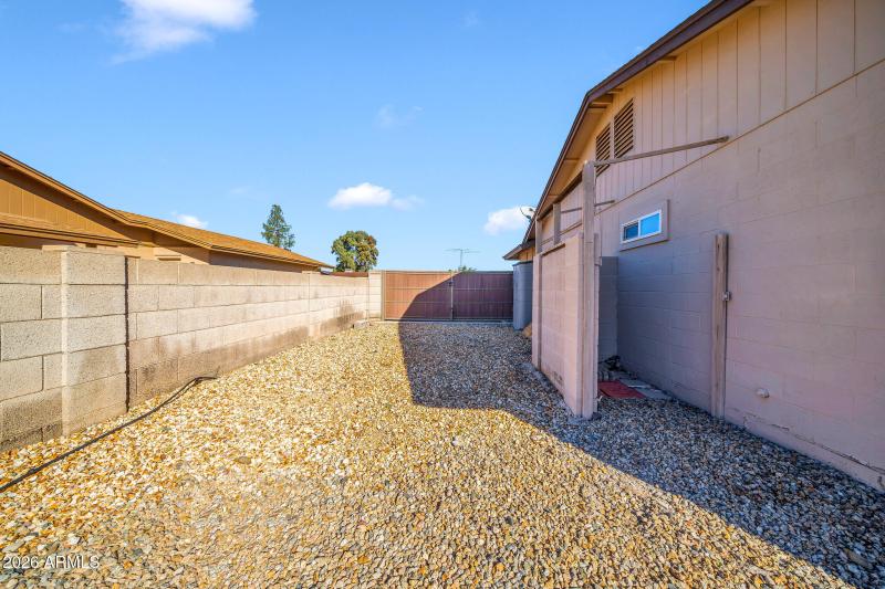 3033 W Kathleen Rd-35_(2048)