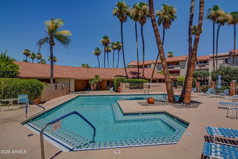 HEATED POOL