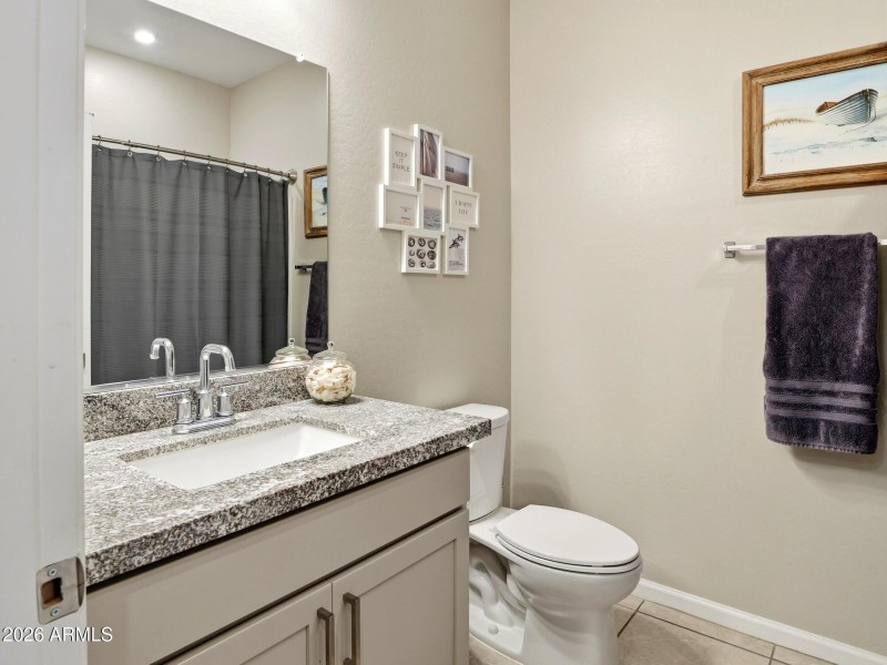 Downstairs Bath | Full Bathroom
