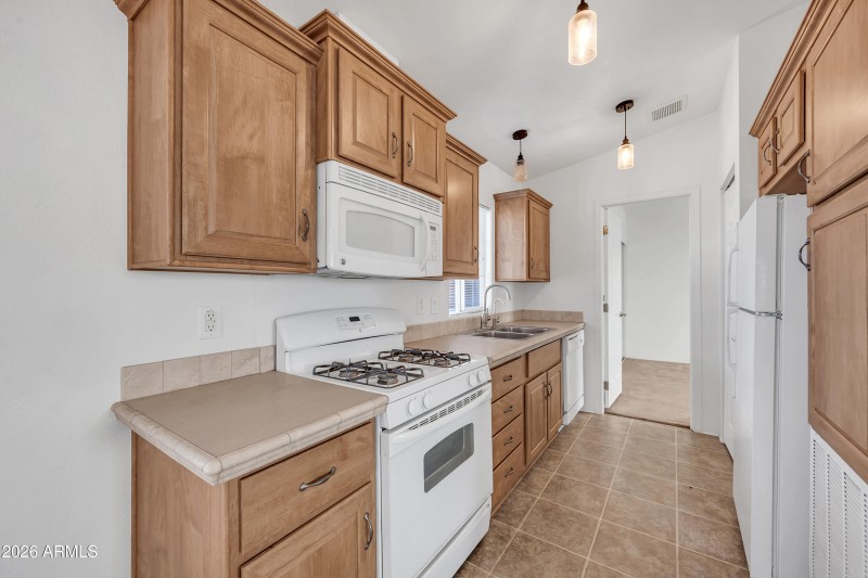 17851 N 16th Pl-11