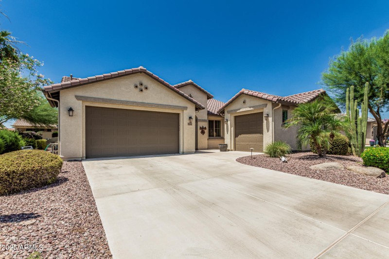 3 car garage