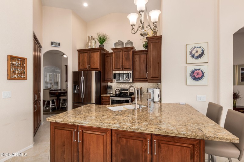 17 Kitchen
