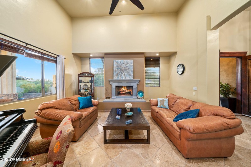 4496 N Via Bellas Catalinas