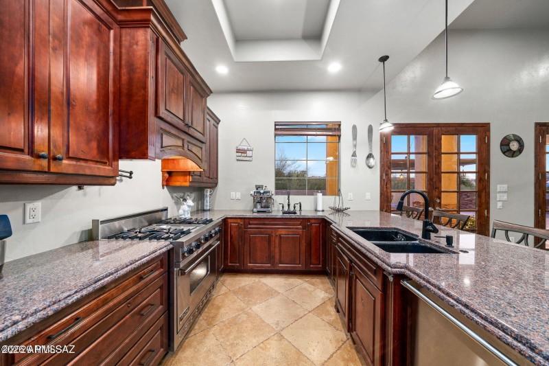 4496 N Via Bellas Catalinas