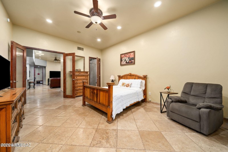 4496 N Via Bellas Catalinas