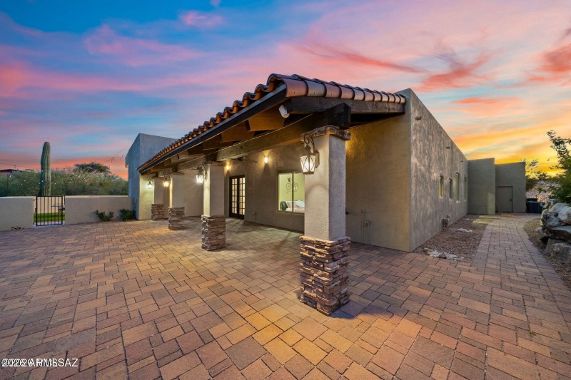 4496 N Via Bellas Catalinas
