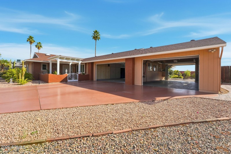 garage-front-001