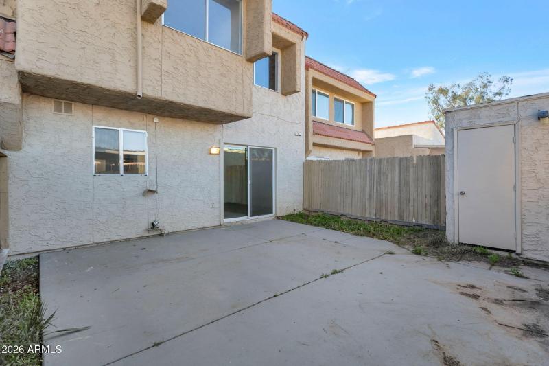 14-web-or-mls-QP-8569