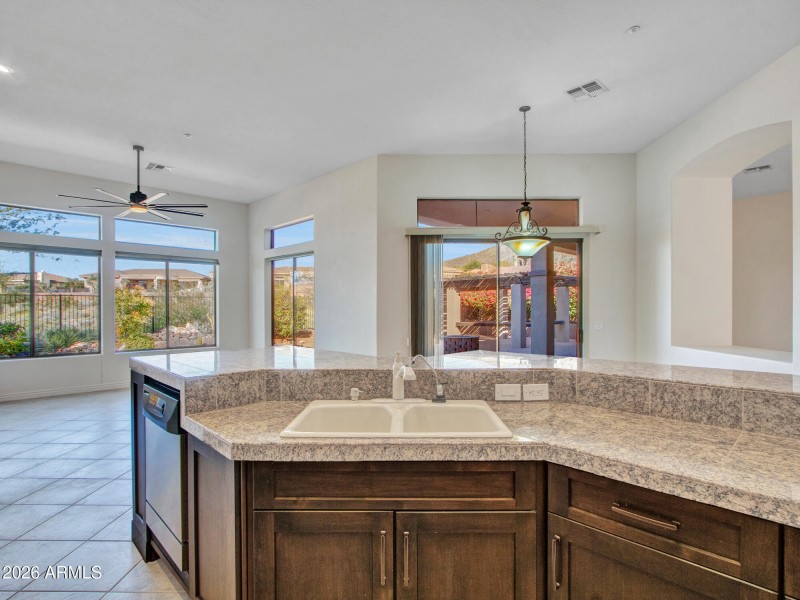 07-Kitchen-(6)