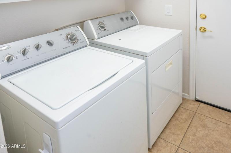 62 Laundry room