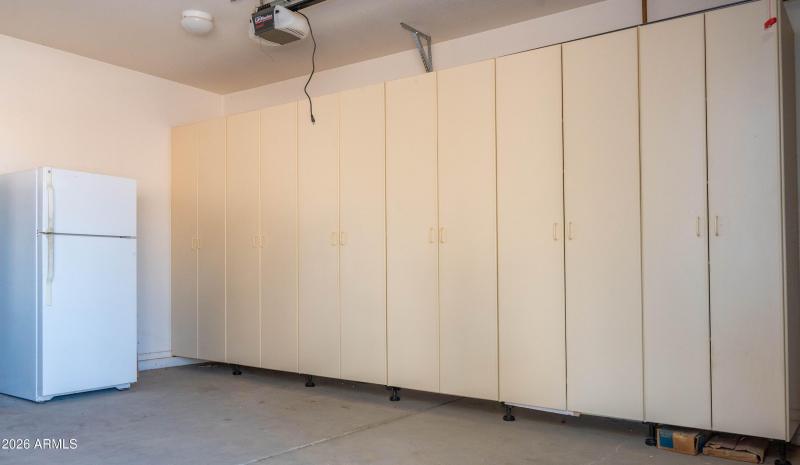 63 Garage cabinets