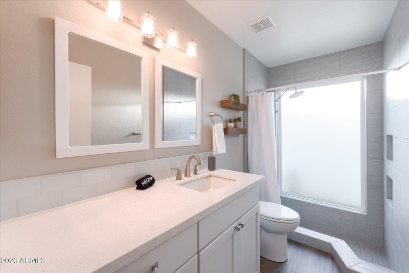 21-Master Bath