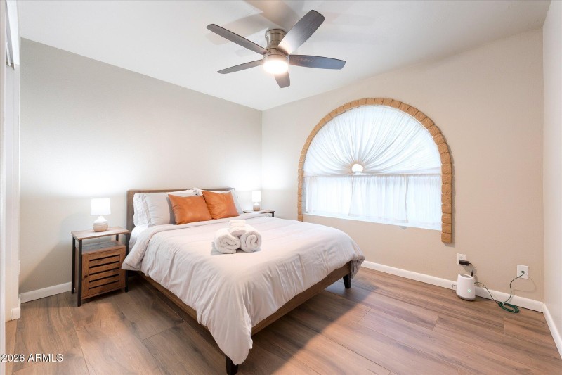 24-Guest Bedroom