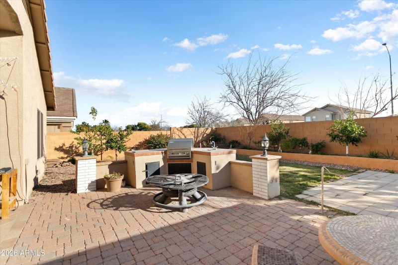 25-13367 W Lisbon Ln