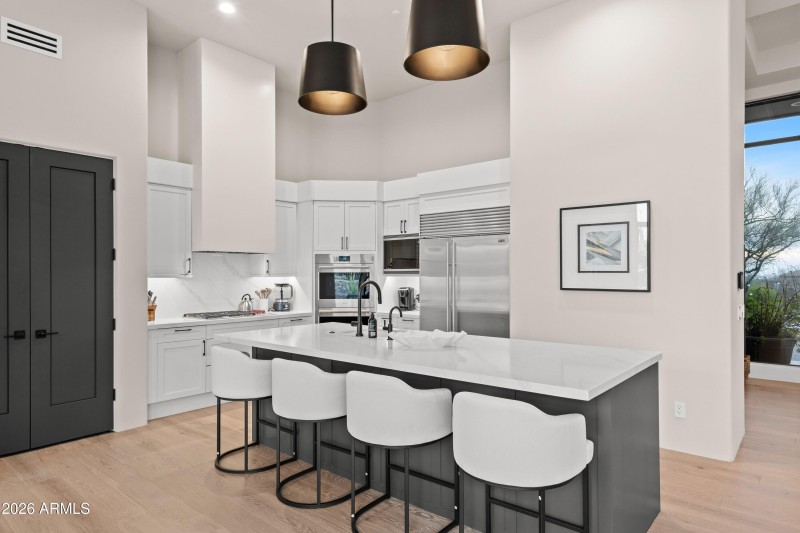 006_Gourmet Kitchen
