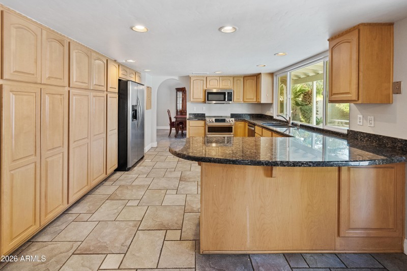 8464 N 7th Ave-14