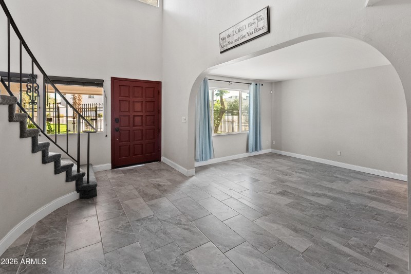 8464 N 7th Ave-22