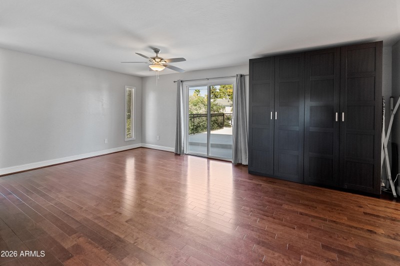 8464 N 7th Ave-37