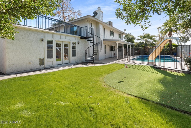 8464 N 7th Ave-49