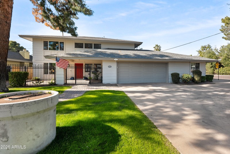 8464 N 7th Ave-60