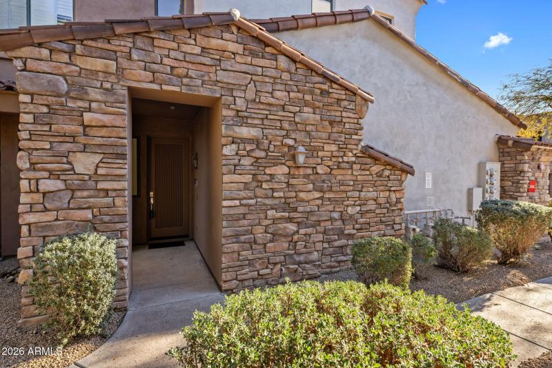 24-web-or-mls-D46A9509