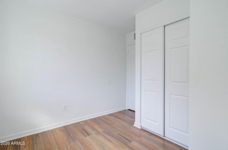 186 Kelly St-16