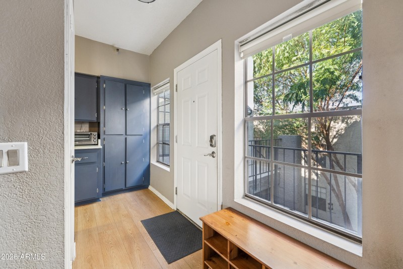 8020 E THOMAS RD-03