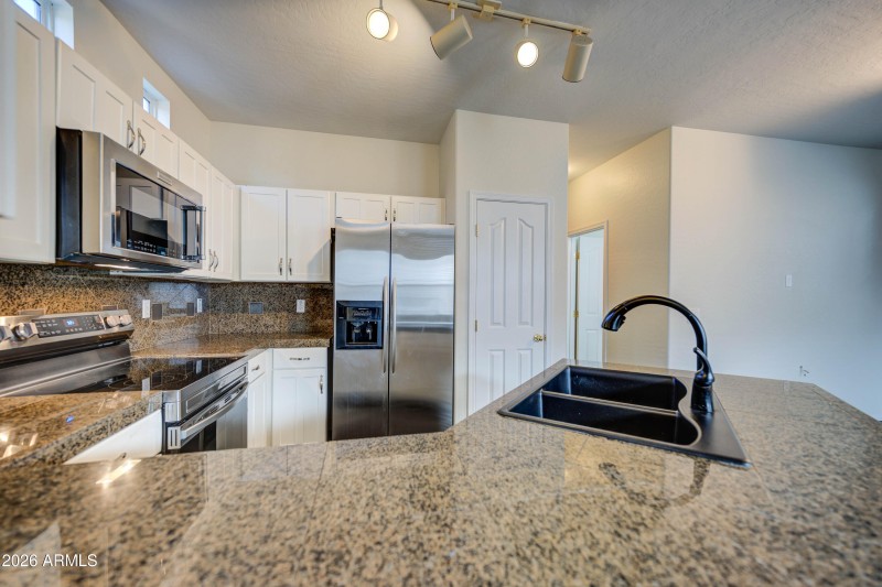 Kitchen 5