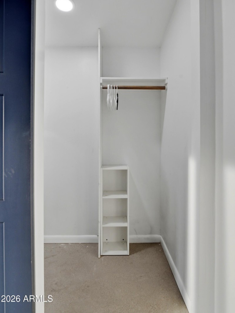 Willetta Closet