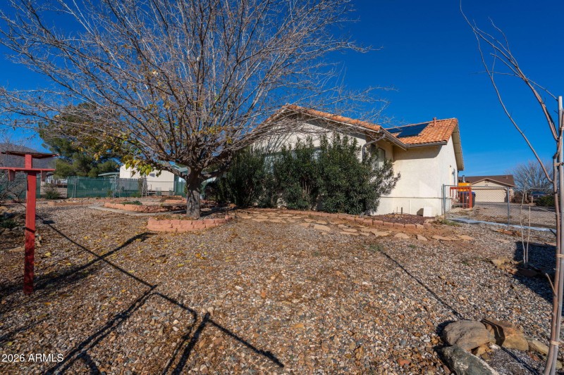 32-web-or-mls-1539-e-arrowhead-ln